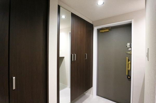 メロディーハイム楠葉７番館　中古 マンションの玄関