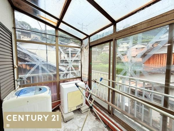 下津町塩津　中古戸建のバルコニー