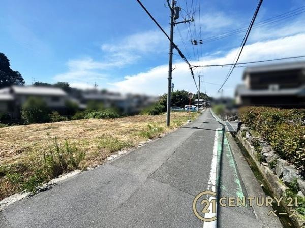 桜井市大字河西の売地の前面道路含む現地写真|■現地撮影写真■落ち着いた雰囲気の住宅地です！ぜひお気軽にお問い合わせください！