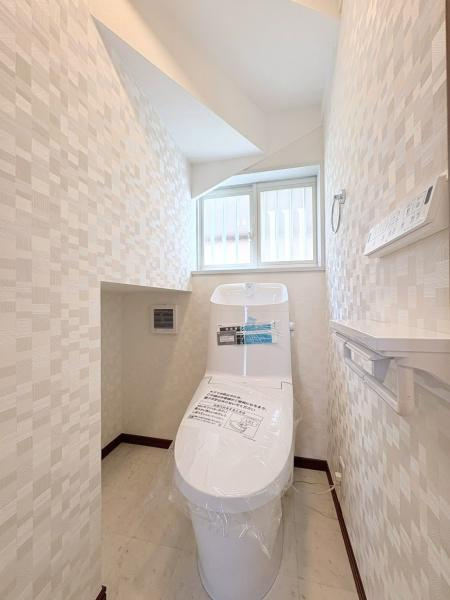 横浜市栄区本郷台３丁目の中古一戸建のトイレ