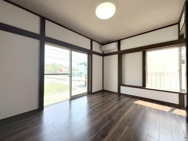 横浜市栄区本郷台３丁目の中古一戸建の居間・リビング