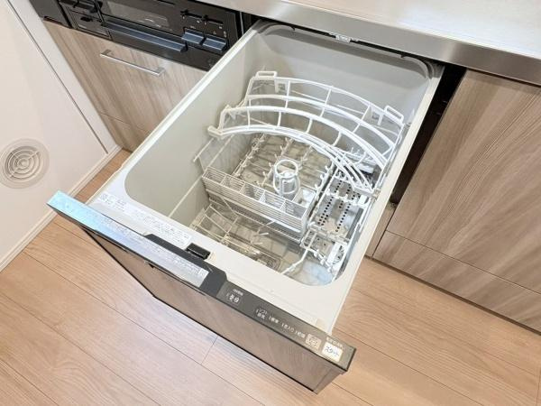 横浜市磯子区坂下町の中古一戸建のキッチン