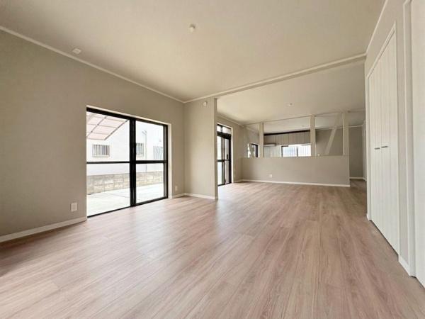 藤沢市長後の中古一戸建の居間・リビング