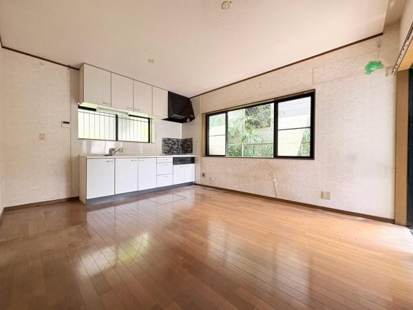 鎌倉市台４丁目の中古一戸建の居間・リビング