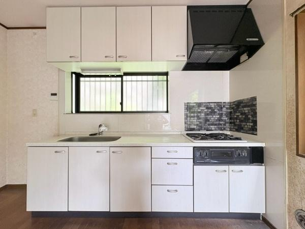 鎌倉市台４丁目の中古一戸建のキッチン