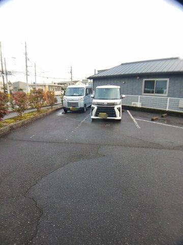 アメニティハイツＣの駐車場