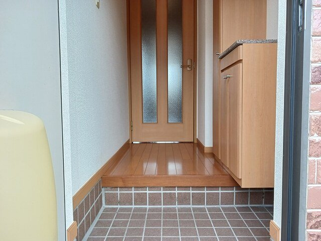 スカイラ－クⅠの玄関