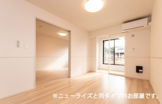 アスカＡの居間・リビング