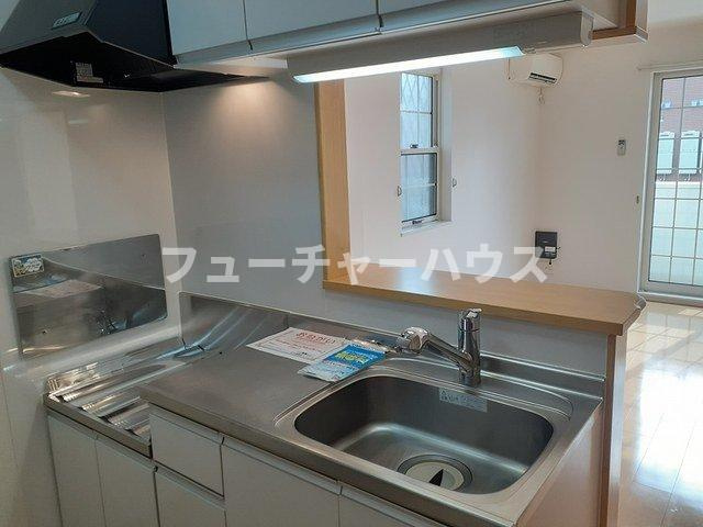 ル　ソレイユ　Ⅱのキッチン|コンパクトなキッチンで掃除もラクラク