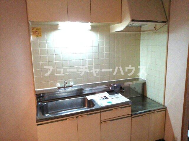 ロマニー平和坂ハイツのキッチン|キッチンでお料理をお楽しみください