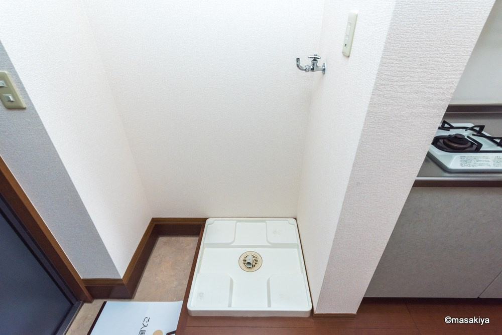 パルフェ三輪　Bの洗面所|室内洗濯機置き場