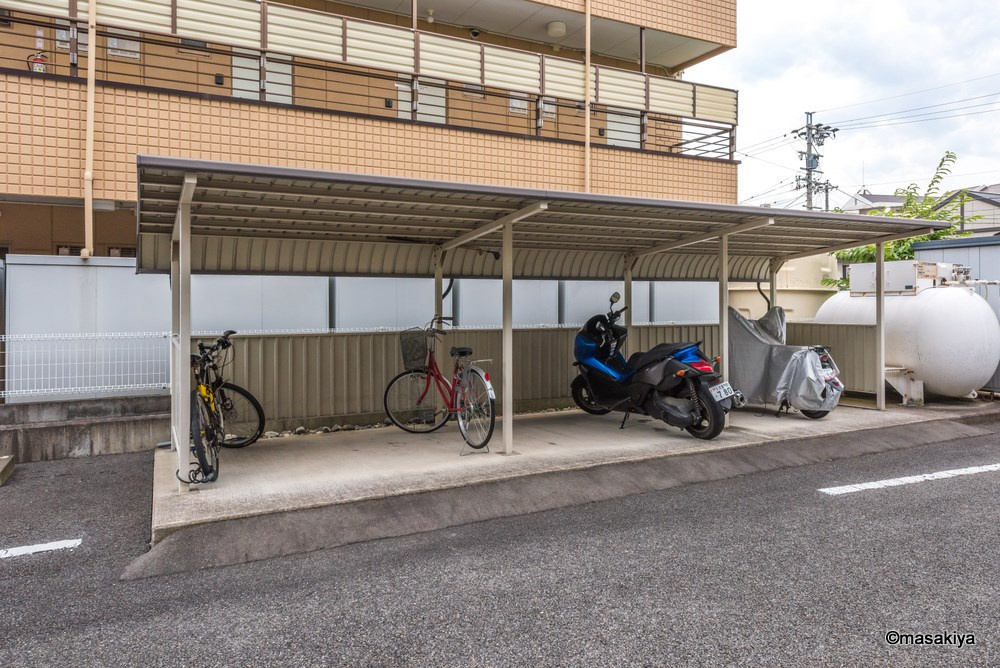 パルフェ三輪　Bのその他共用部分|駐車場