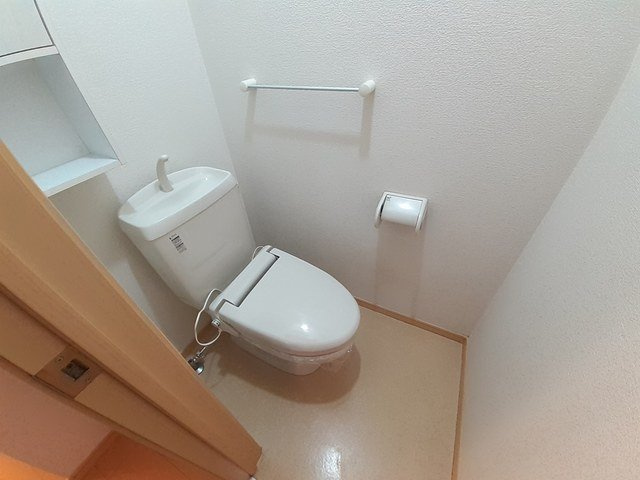 バロン・四辻のトイレ