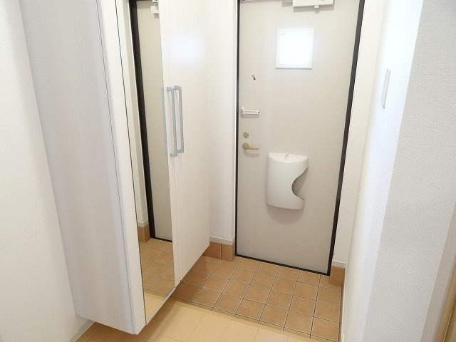 サンリット　ヴィラ　Ｂの玄関|玄関です