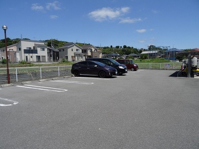 サンリット　ヴィラ　Ｂの駐車場|駐車場完備です