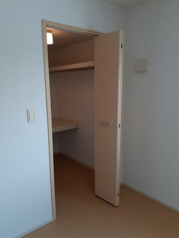 サクラヒルズ　Ⅱの収納