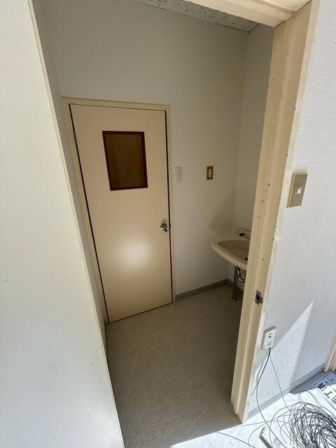 第一植辰ビルの洗面所