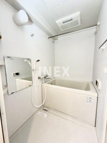 横浜市南区永田東１丁目の賃貸マンションの浴室