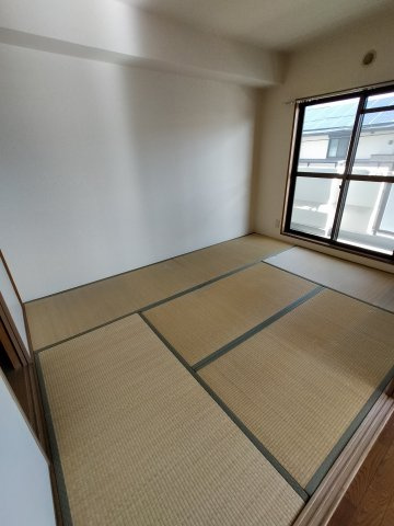  | エバーグレイス森本