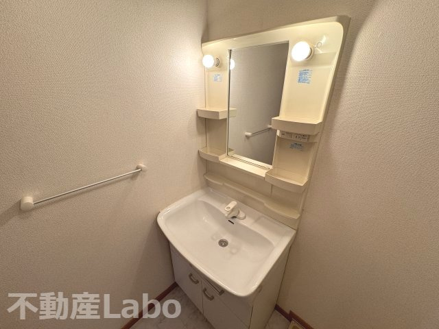 ソレイユ北島ⅡCの洗面所