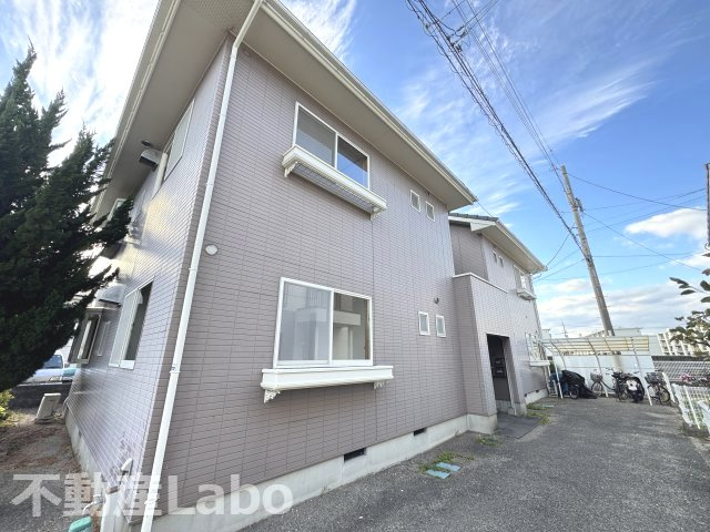 徳島市南沖洲１丁目のアパートの外観
