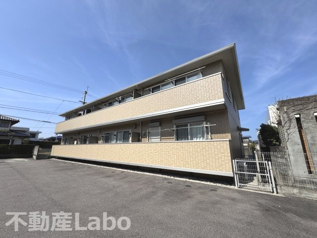 フレシールウッドの駐車場