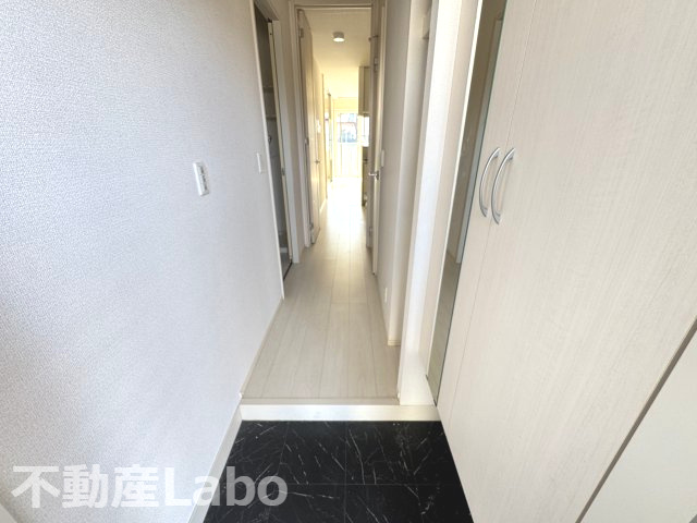 フレシールウッドの玄関