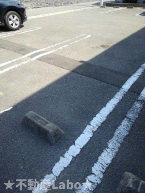 パンタナ－ルの駐車場