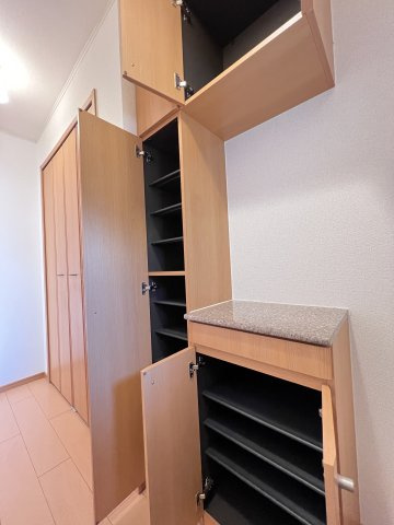 鶴見スクエアⅡの収納|シューズボックス