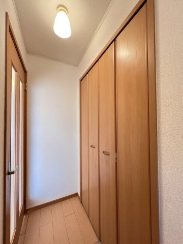 鶴見スクエアⅡの収納|玄関ホール収納