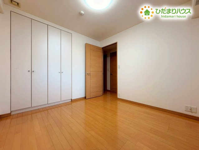 サーパス城南けやき通り　中古マンションの洋室|クローゼット付きで、お部屋を広々とお使いいただけます。