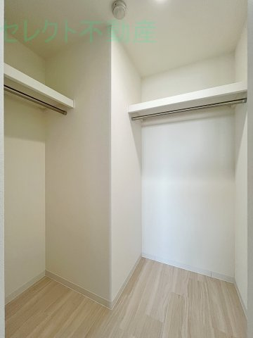 スタシオン川名公園の収納