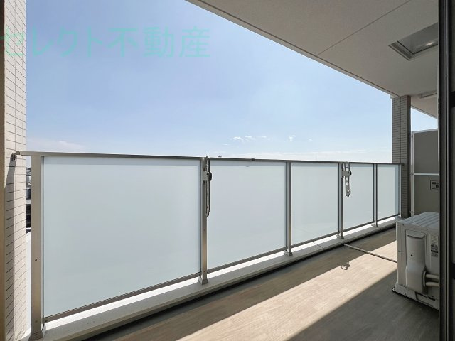 スタシオン川名公園のバルコニー