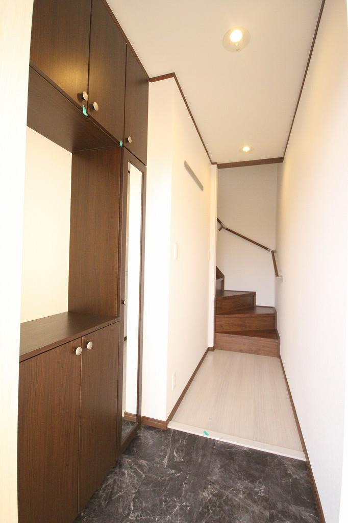 イル・ソーレⅡの玄関|※お部屋により仕様が異なる場合があります※