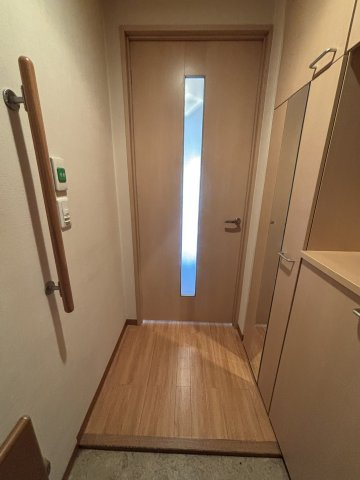 ジョナサンの玄関