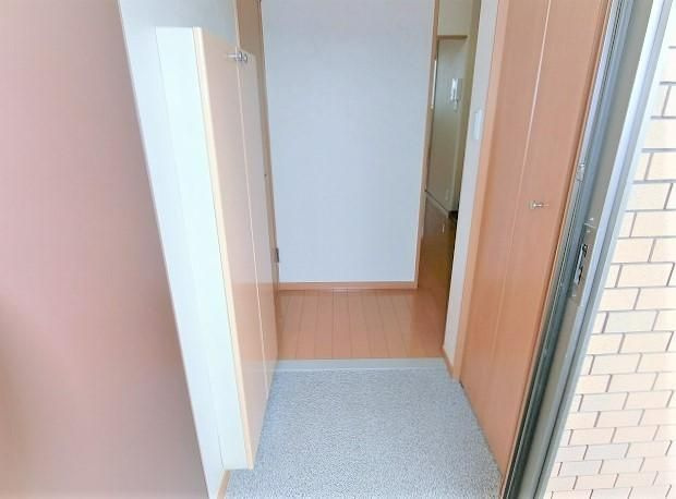 サンフローラ・エフの玄関|きれいな玄関です