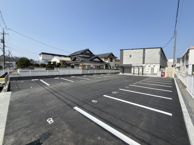 テタンジェの駐車場