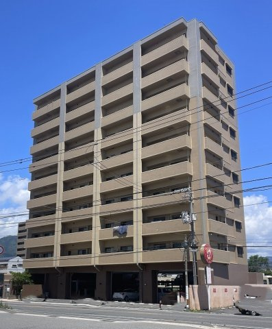 ペルル海老園の外観|広電「佐伯区役所前」駅徒歩2分、通勤・通学・お出かけに便利な立地です。