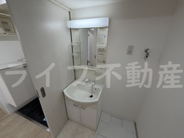 JPレジデンス大阪城東Ⅱの独立洗面台|独立洗面台、朝の身支度には欠かせません