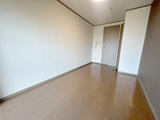 イーズ千里山の居間・リビング