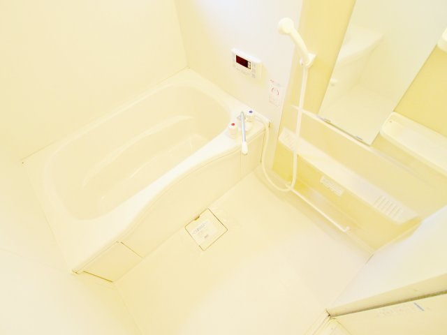 サニーハイツ城ヶ丘の浴室
