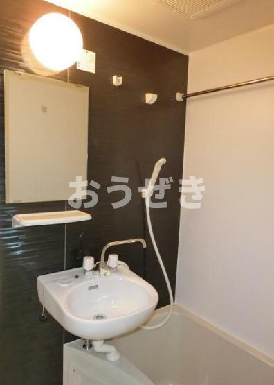 ブライティア桜木町の洗面所