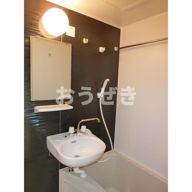 ブライティア桜木町の浴室