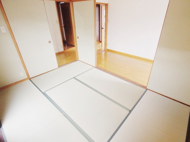 プチメゾン正田の和室