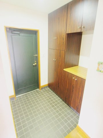 プチメゾン正田の玄関