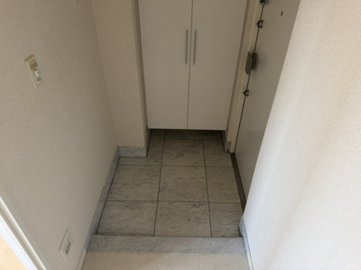 【玄関】