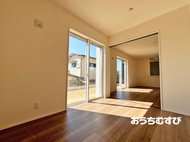 春日井市高森台３丁目(全1棟)の洋室