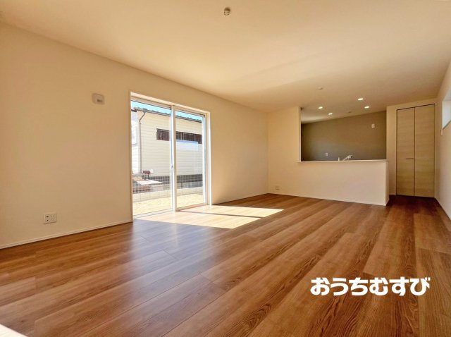 春日井市高森台３丁目(全1棟)の居間・リビング