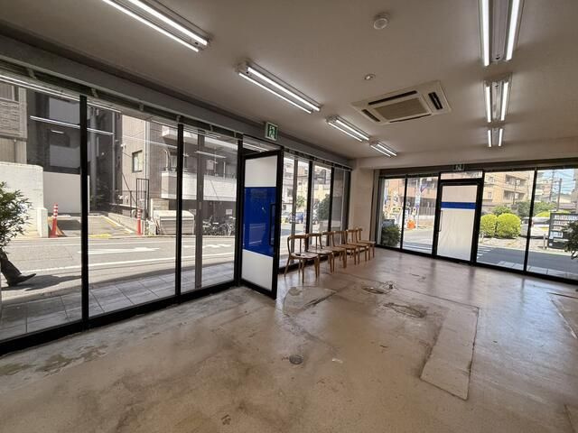 練馬区関町北１丁目の店舗事務所の内装