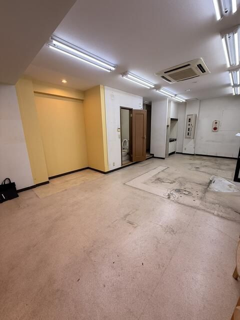 練馬区関町北１丁目の店舗事務所の内装